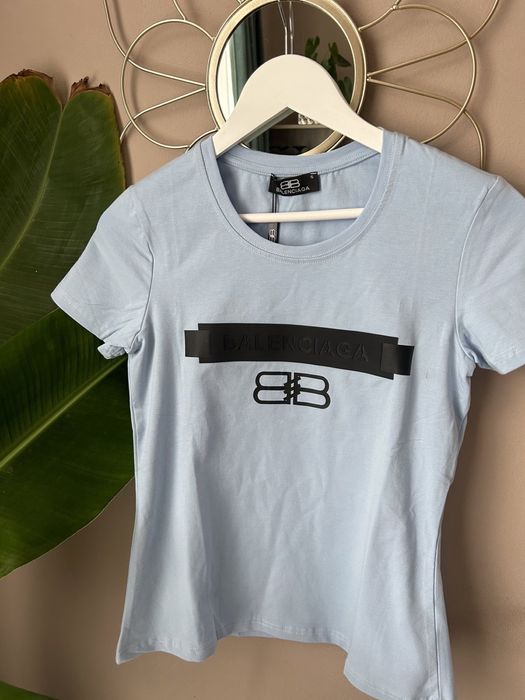 Дамски тениски BALENCIAGA.Нови,с етикети,всичко.Една серия от S до XXL