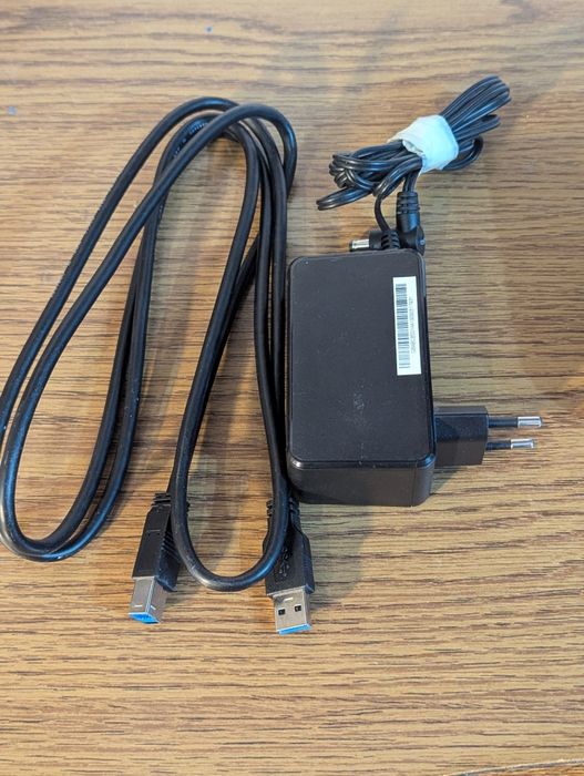 HDD/SSD Dock – Funcție de clonare (USB 3.0) + cablu + alimentator