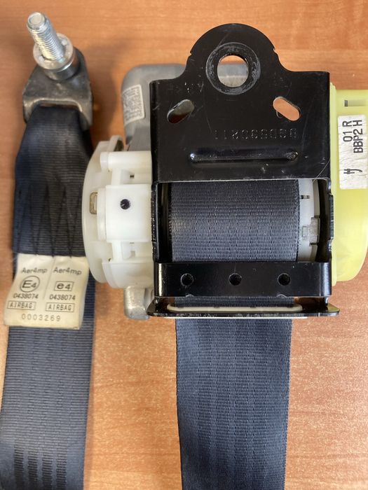 Предпазен колан Mazda 3