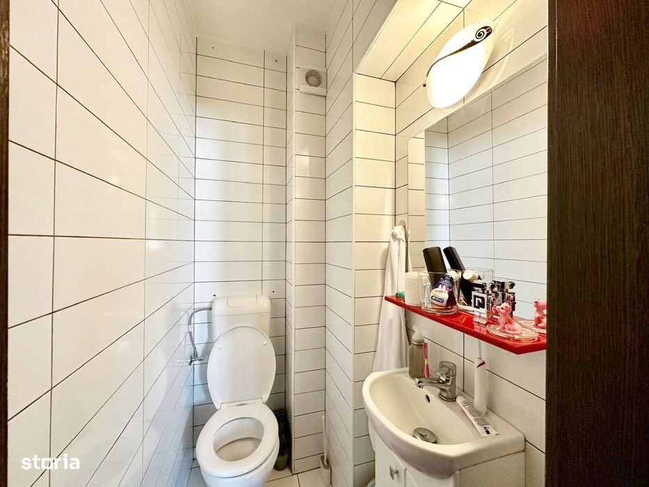 Apartament cu 3 camere de inchiriat semicentral