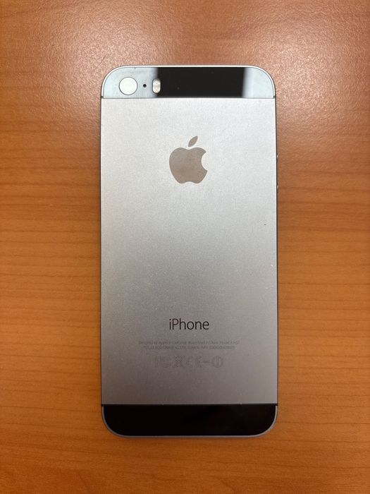 Продам Айфон 5 S