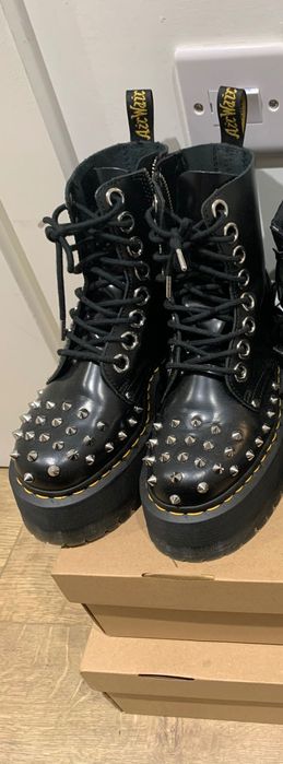Оригинални Dr Martens Jason Max Studs 36