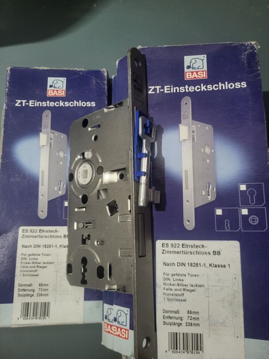 Broască Basi cu cheie