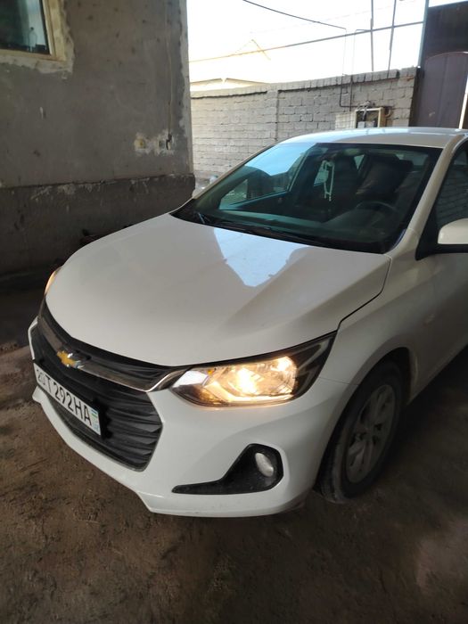 Chevrolet Onix 2025 — 3