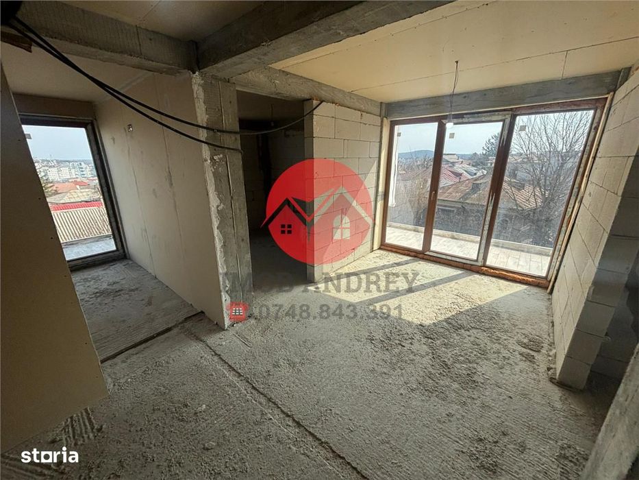 Vila ultracentrala Tulcea, 6 camere, 330 mp utili, teren 719 mp, veder