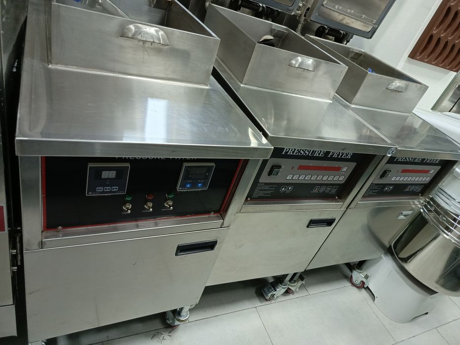 Kfc aparat kfc pishiradigam fasfud friturnisa tostr