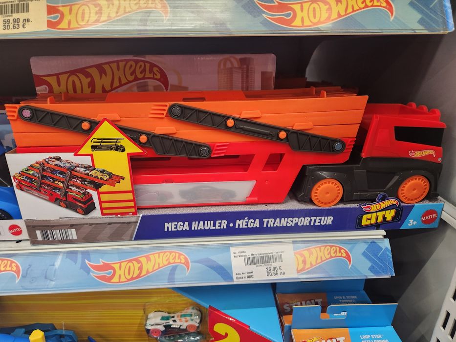 Камиони Hot wheels
