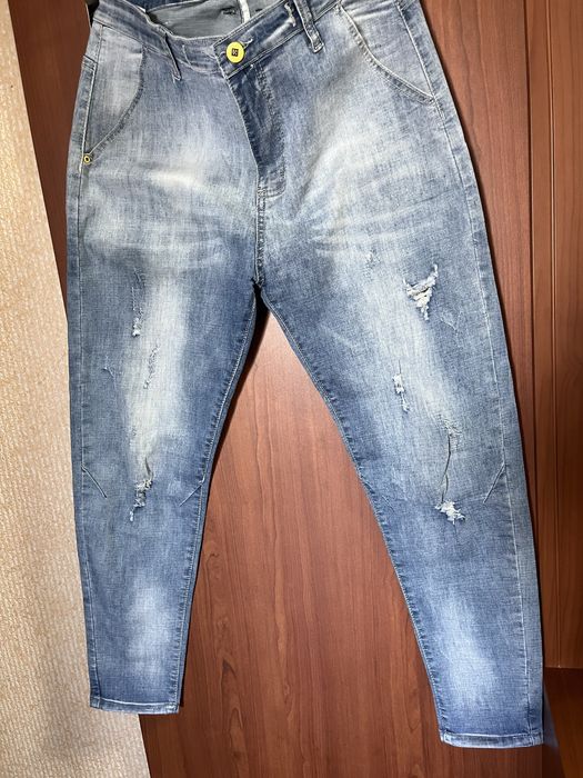 Продам мужские джинсовые брюки .