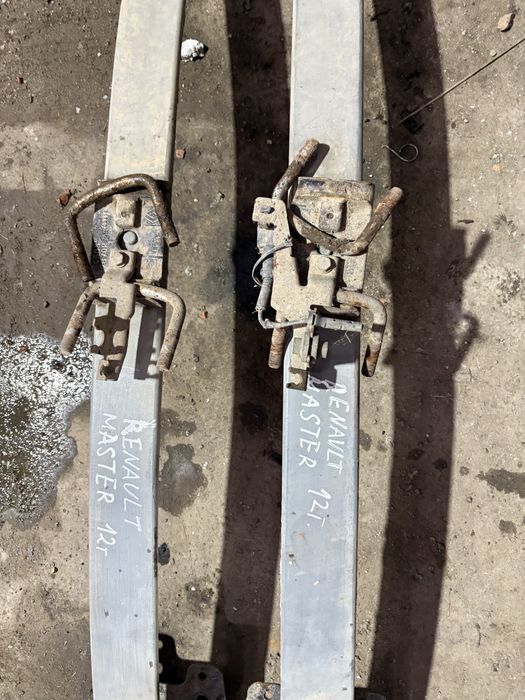 Renault Master Opel Movano 2012 година Комплект Ресори