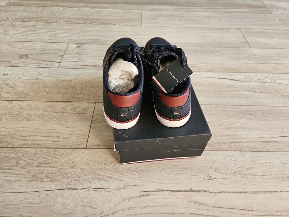 Кецове Tommy Hilfiger