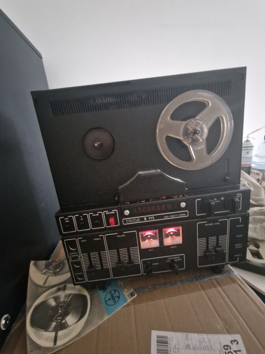 Magnetofon Tesla B115