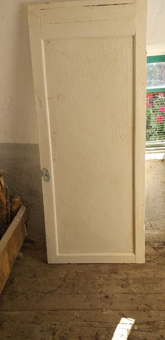 Продам двери деревянные НЕДОРОГО, ТОРГ