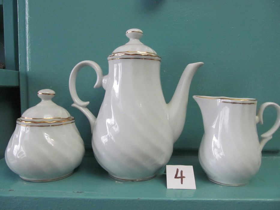 Сервизи и кани от качествен порцелан