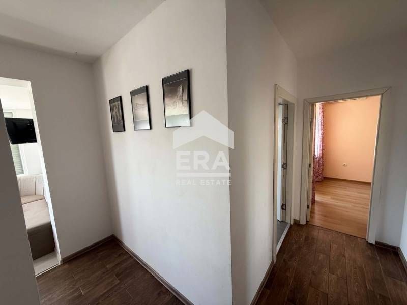 Продава се Тристаен апартамент в Варна, Владислав Варненчик - 70 кв.м за 982 €/кв.м - Снимка #3