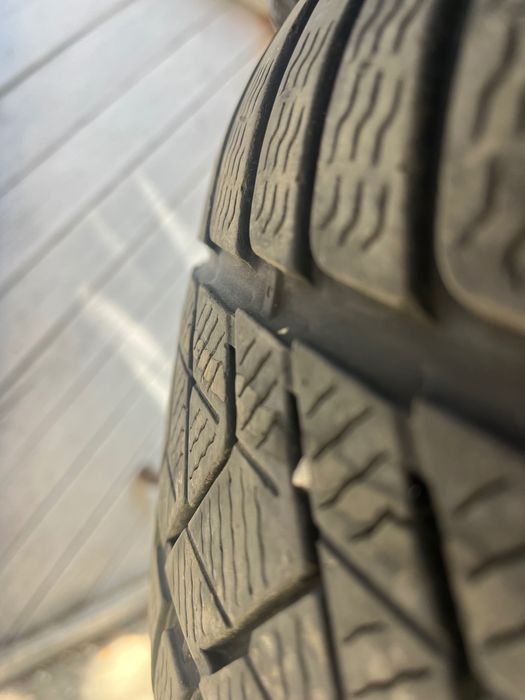 Гуми Pirelli Sottozero 3