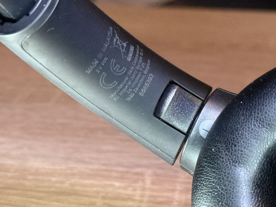 Sony WH-1000XM4
