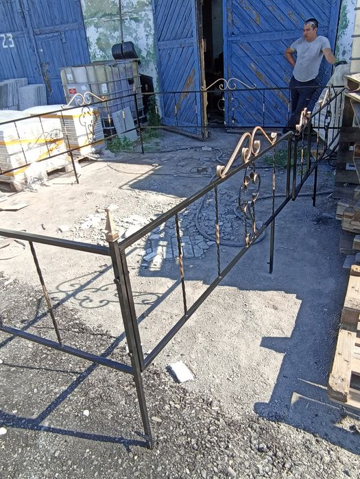 Оградки, памятники, кулпытас, вазоны