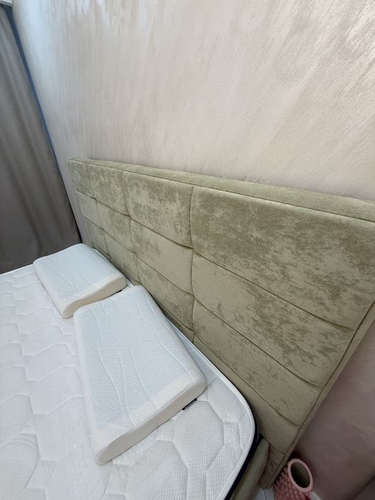 Кровать 1,60/2,00  с матрасом