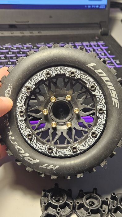 Set Roti Complete Louise RC MT-Pioneer 1/10