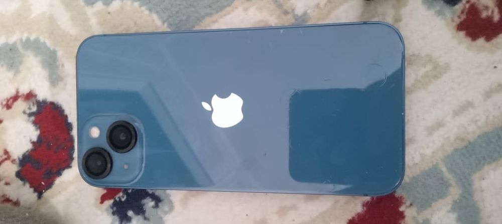 iPhone 13  с гарантий