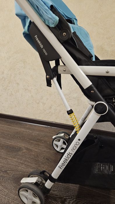 Коляска Freekids Nano