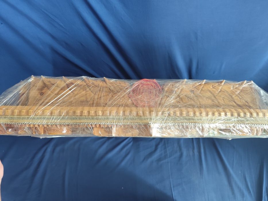 Продам столик для игр и быта