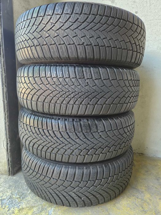 ROTI Jante + Anvelope IARNA - 5x114.3 18'' - OEM TOYOTA RAV4 Hybrid / Corolla Cross 225/60/18 Bridgestone 2022 CA NOI !