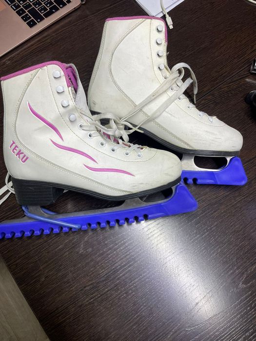 Продам Коньки жен