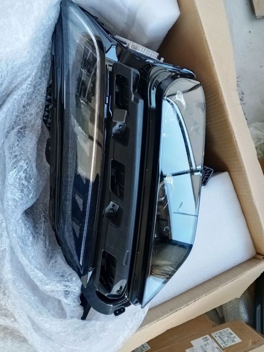 Old o'ng fara Dongfeng EP 007. Передняя правая фара Dongfeng EP 007