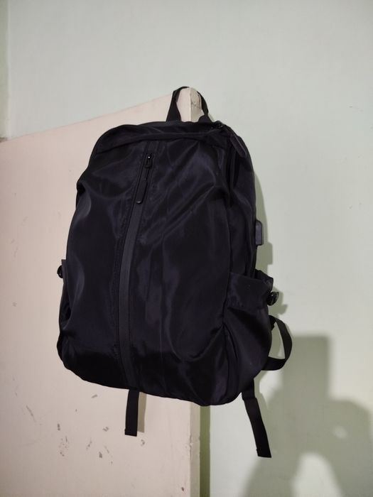 Продам фирменные рюкзаки.