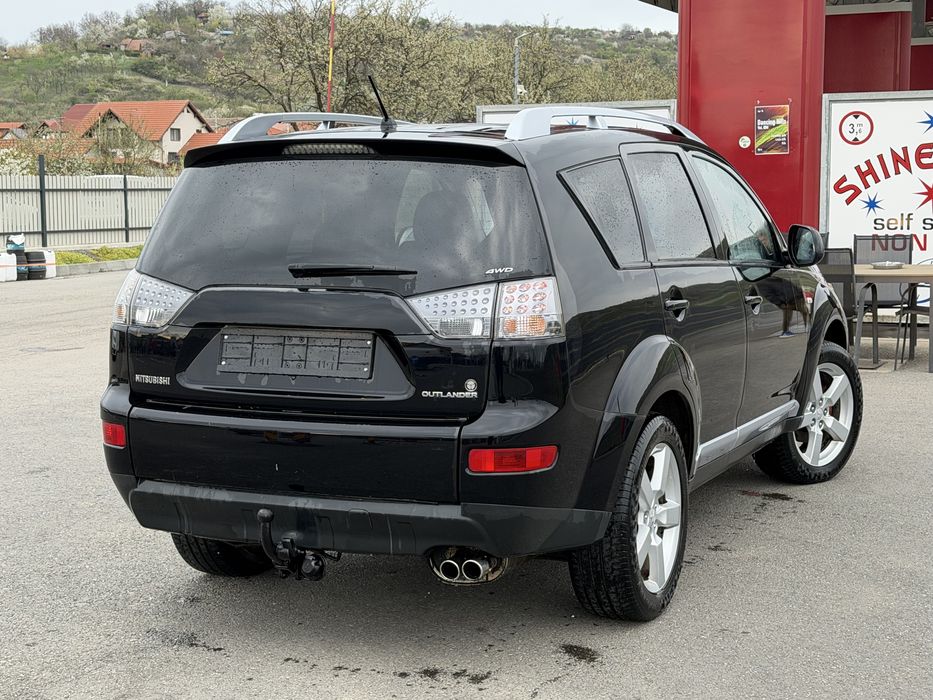 Mitsubishi Outlander 4x4 / 2009 / 2.0 D / 140 CP