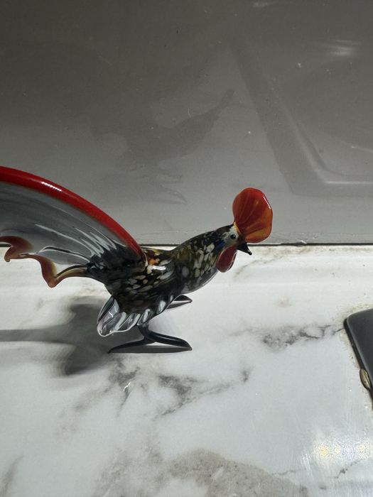 Продается сувенир петушок хрусталь маленький