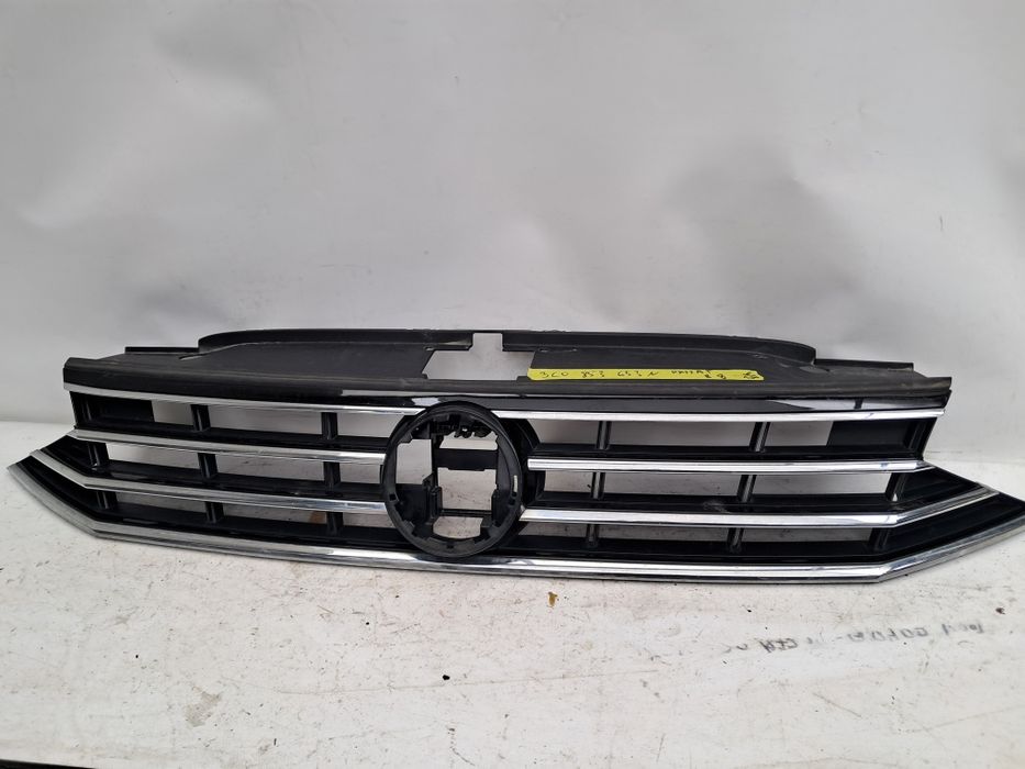 Грил решетка Vw Passat B8