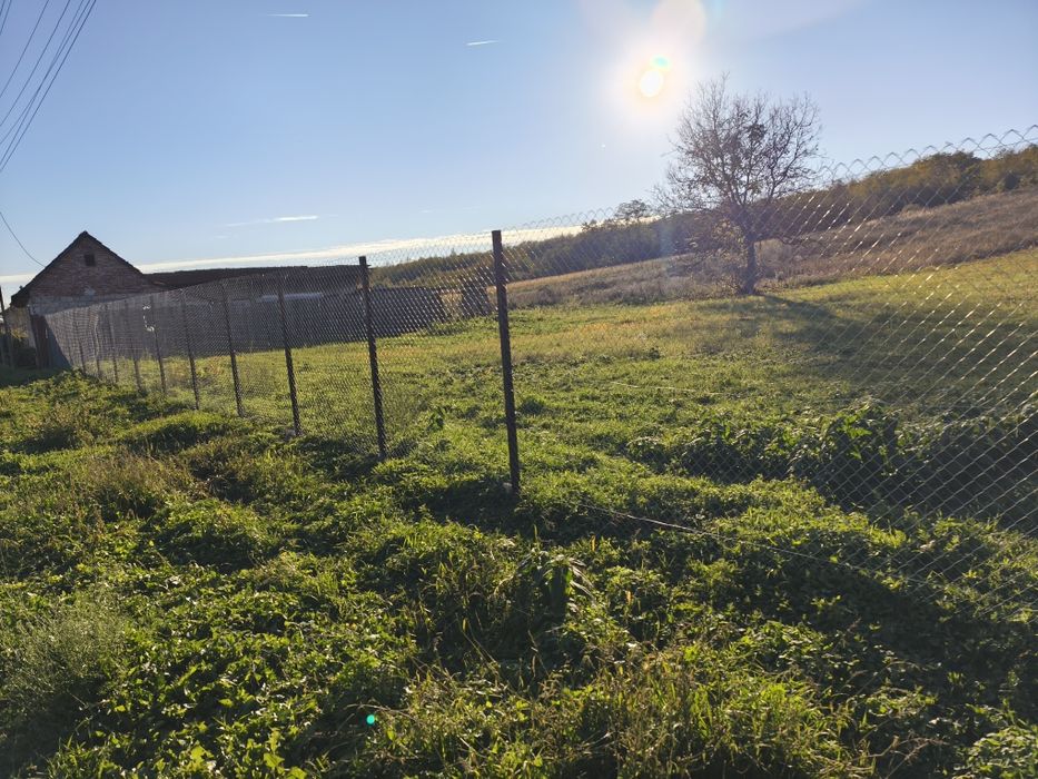 Vînd teren intravilant urgent în zona Făgetului