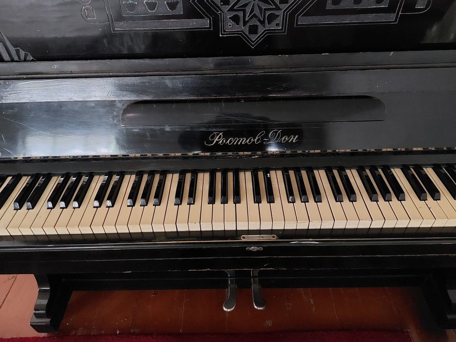 Pianino Rostov Don