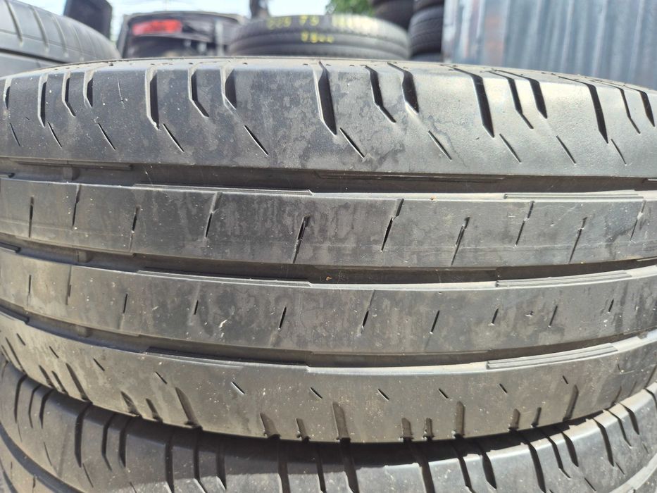2 Anvelope de VARA - 205/75/16C - Continental Van Contact 200 - Stare F BUNA - DOT 2019 !