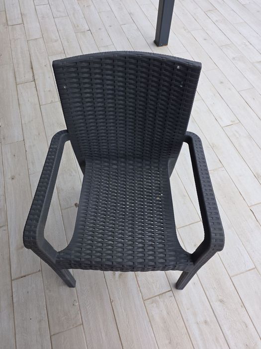 Градински столове и маси