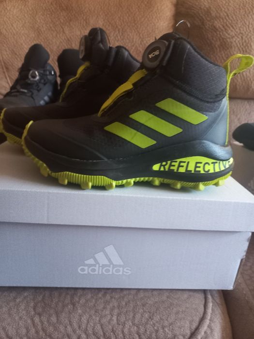 Adidas детски зимни обувки