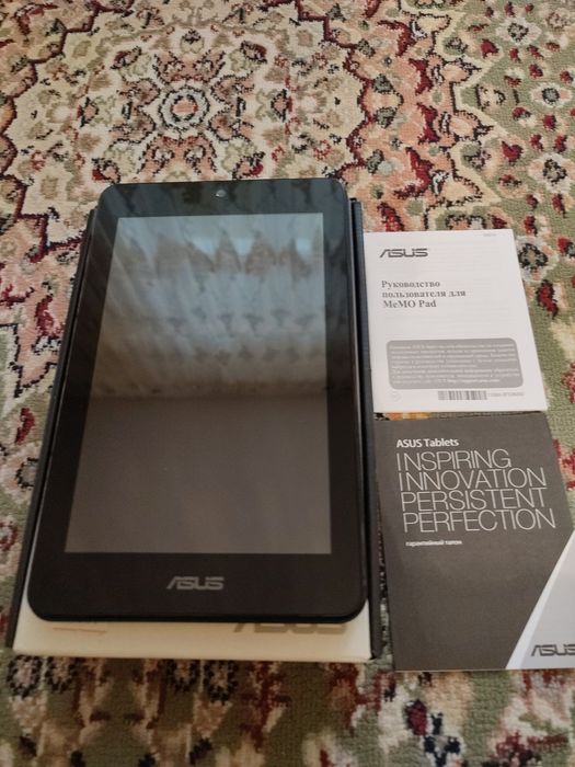 Планшет Asus Memo Pad 7 на запчасти.
