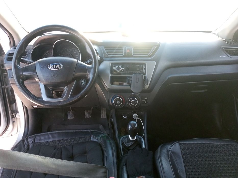 Продам Киа Рио 2015г