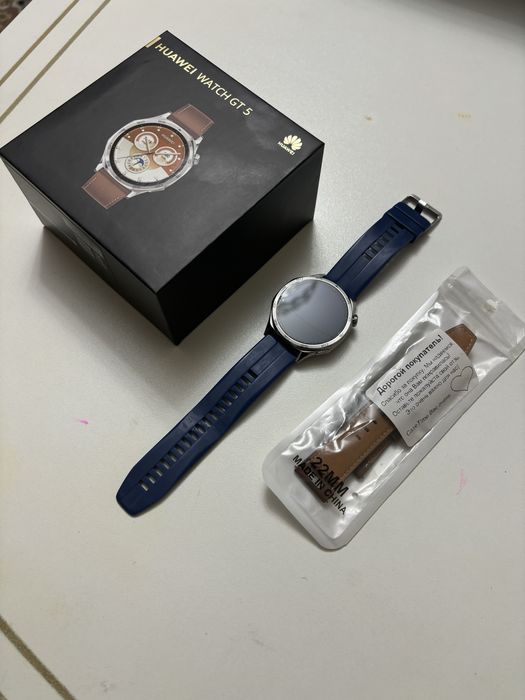Продам смарт-часы Huawei watch gt 5