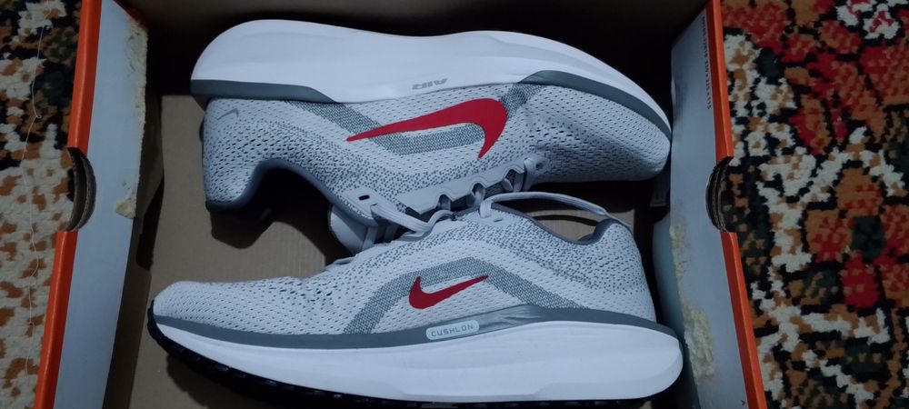 NIKE krasofka brend