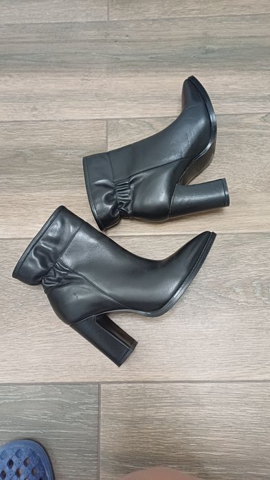 Естествена кожа Боти 38 номер