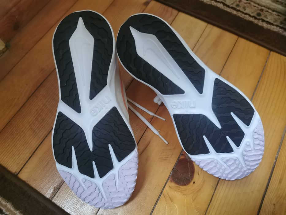 Нови обувки Nike Star Runner 4