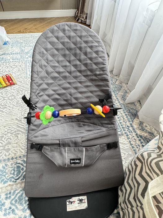 Шезлонг. Игрушки в подарок