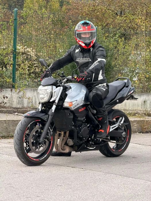 Suzuki gsr600 gsr 600