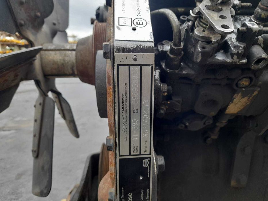 Motor Cummims 4T-390 , 70 kw
