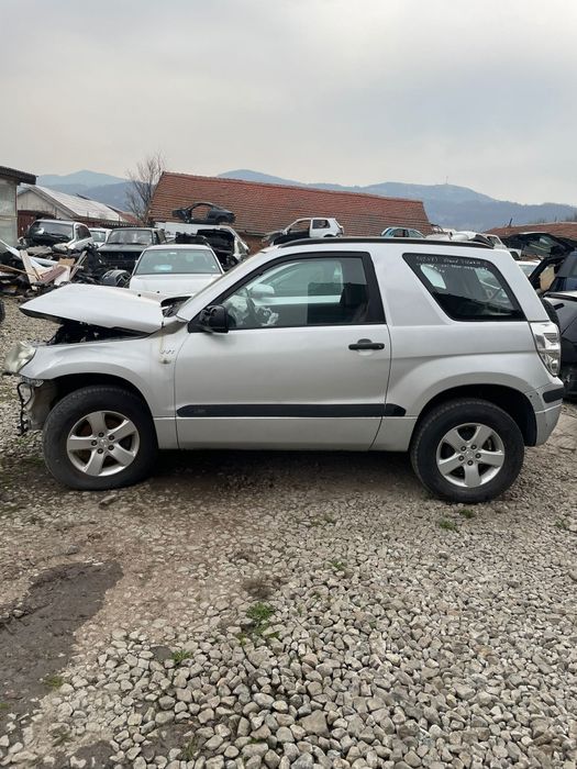 Suzuki Grand Vitara 1.6i НА ЧАСТИ
