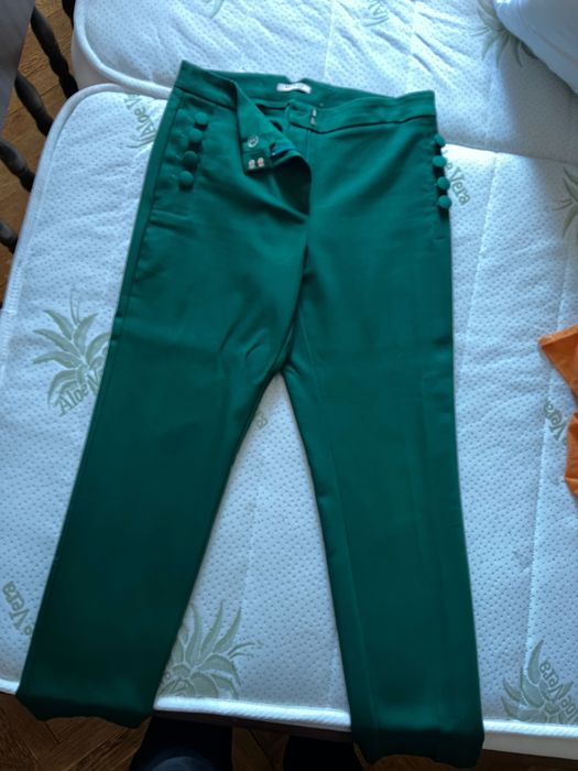 Костюм Orsay, панталон и сако в прекрасен зелен цвят