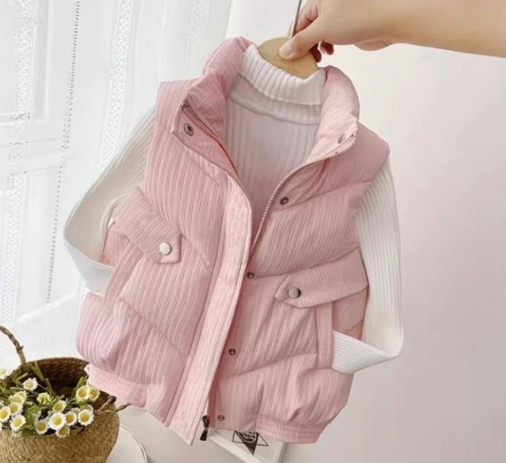 Детский тёплый жилет для девочки